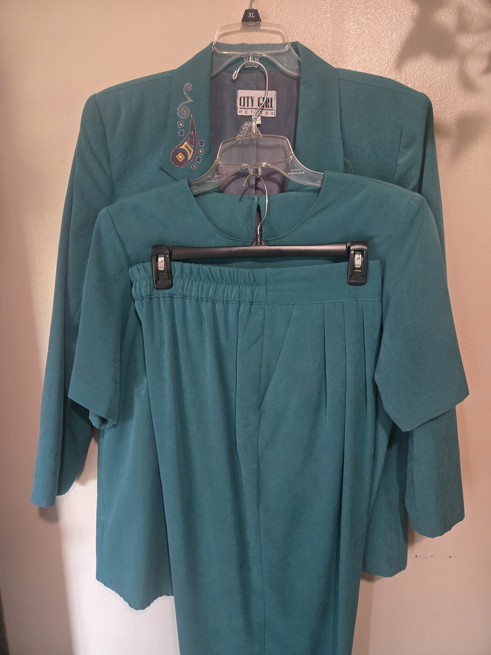 Vintage City Girl Petites Large Teal Skirt Suit Set